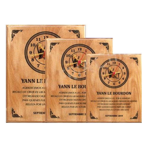 Galvano Madera/Raulí con Reloj